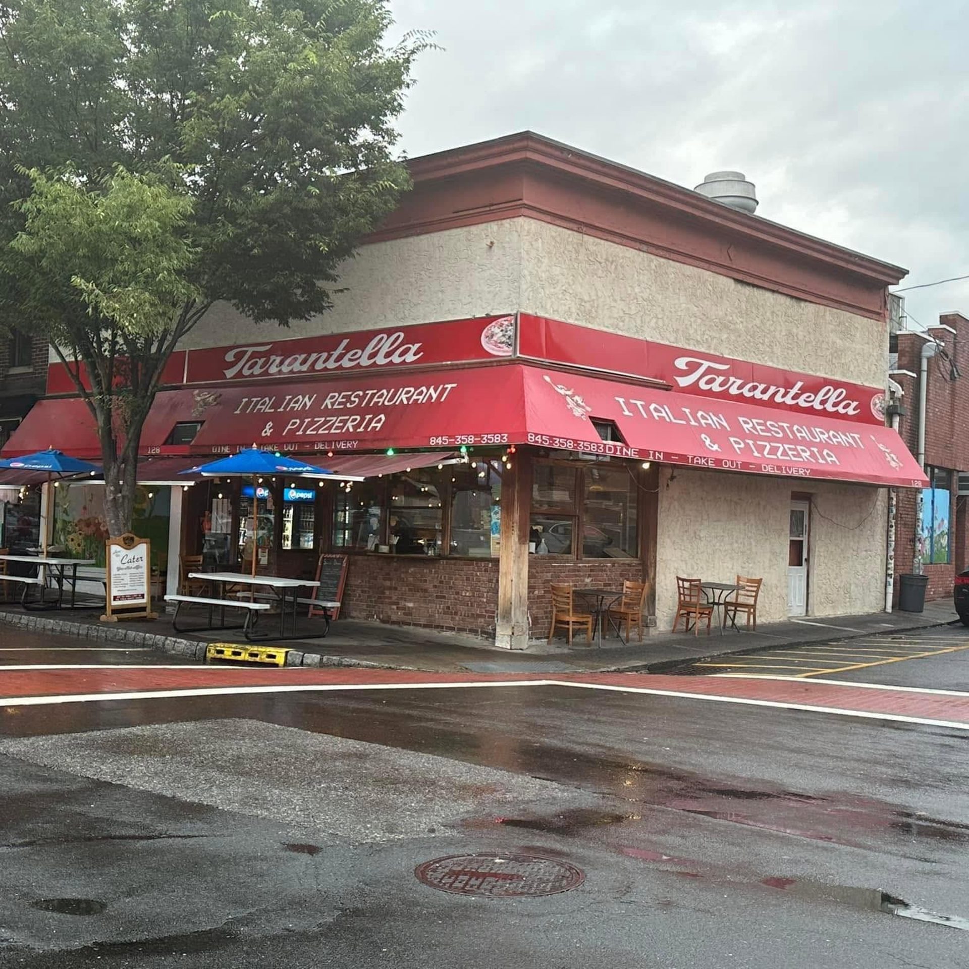 Welcome To Tarantella Pizzeria